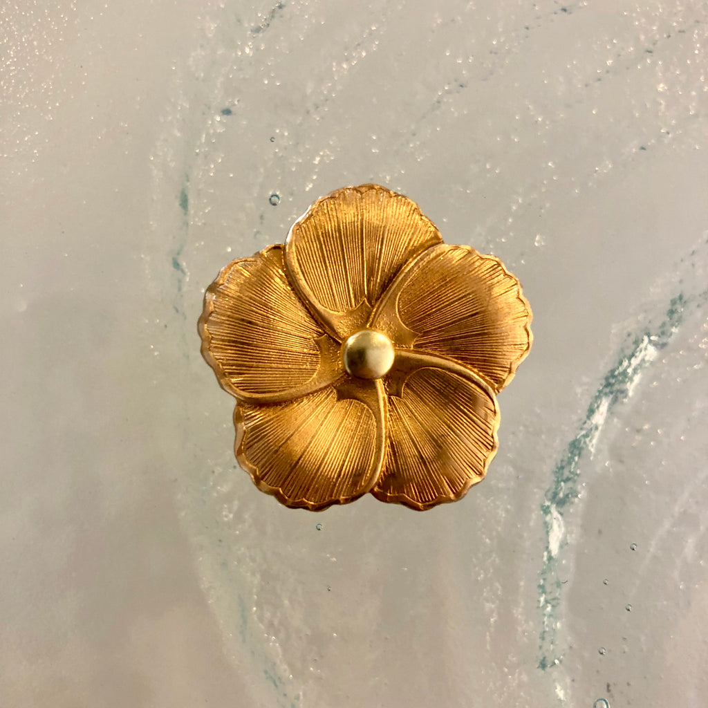 Modern Gold Mirror Rosettes